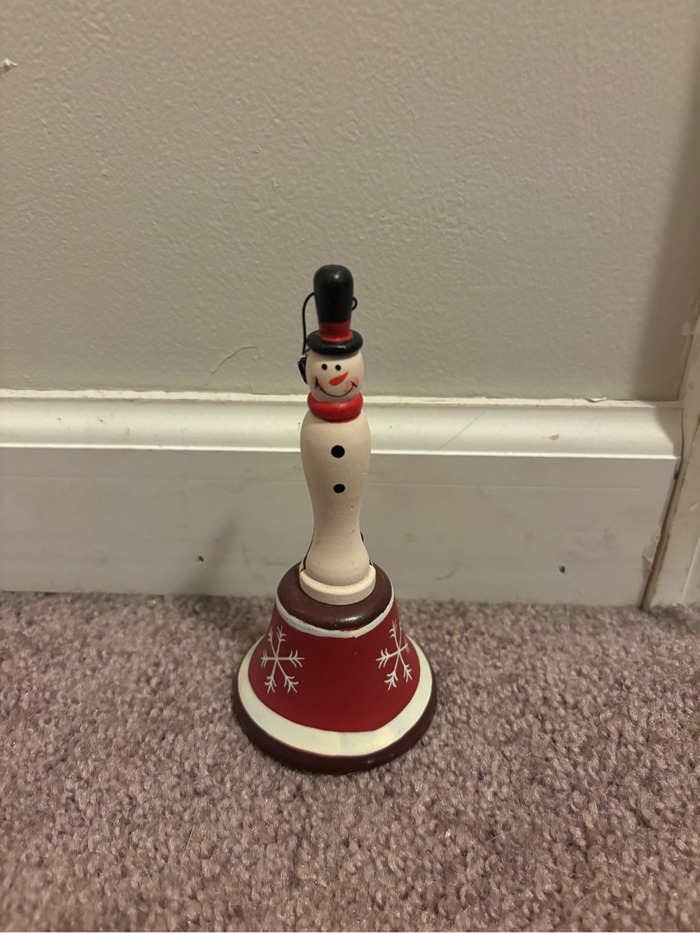 Wooden snowman bell